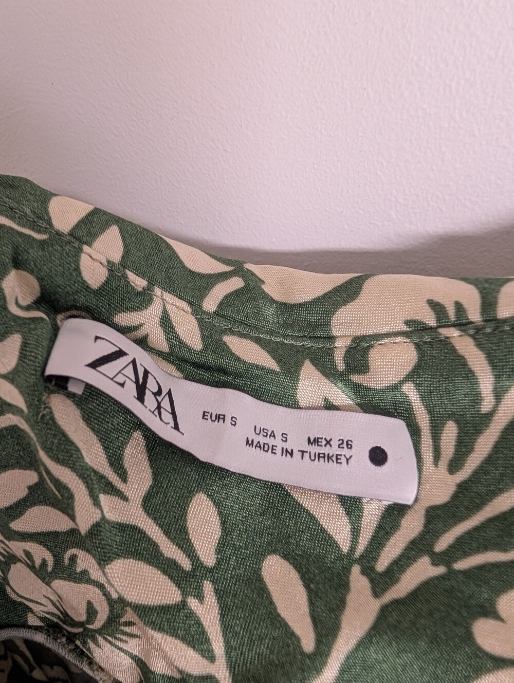 Zara Green and Cream Floral Satin Maxi Dress - Picture 3 of 5